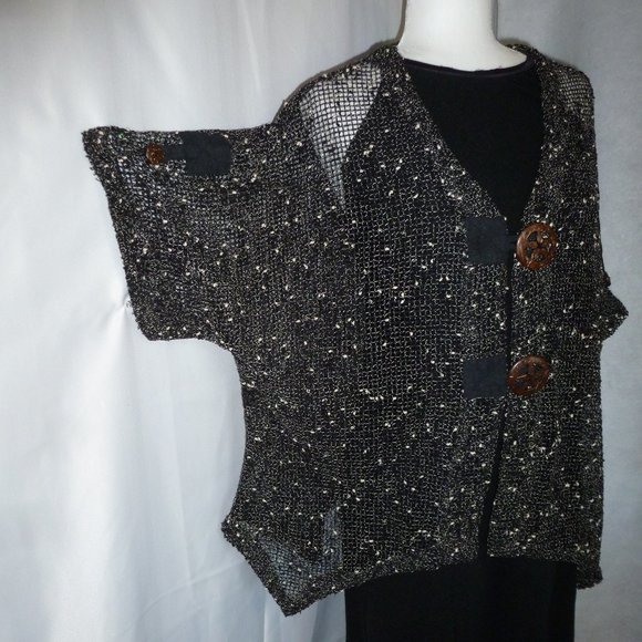 Unique Mirror Image knitted front button tunic top - Picture 3 of 12